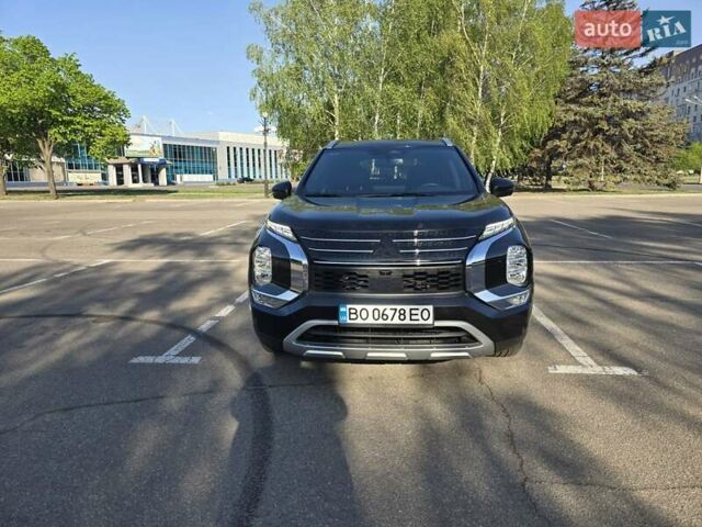 Чорний Міцубісі Аутлендер, об'ємом двигуна 2.36 л та пробігом 34 тис. км за 37600 $, фото 67 на Automoto.ua