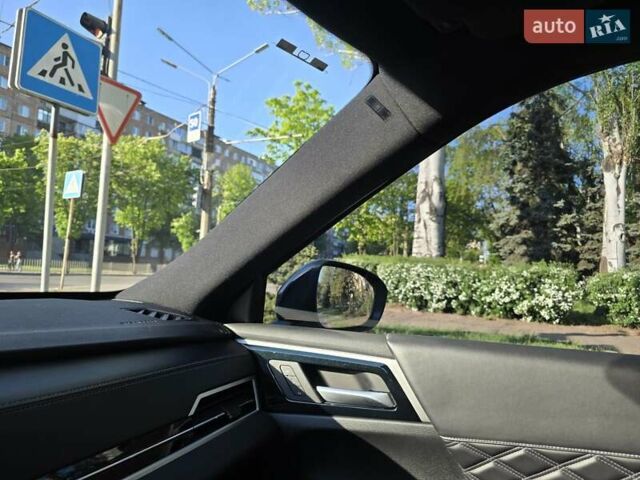 Черный Мицубиси Аутлендер, объемом двигателя 2.36 л и пробегом 37 тыс. км за 37000 $, фото 28 на Automoto.ua