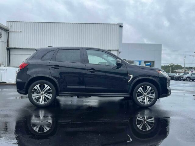 Черный Мицубиси Аутлендер, объемом двигателя 2 л и пробегом 17 тыс. км за 8800 $, фото 5 на Automoto.ua