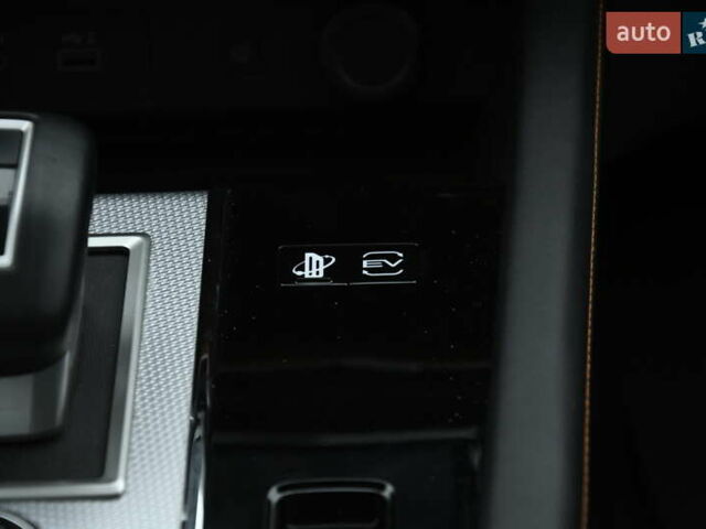 Черный Мицубиси Аутлендер, объемом двигателя 2.36 л и пробегом 20 тыс. км за 38000 $, фото 54 на Automoto.ua