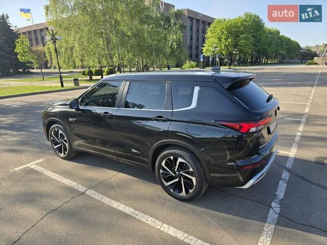 Черный Мицубиси Аутлендер, объемом двигателя 2.36 л и пробегом 37 тыс. км за 37000 $, фото 52 на Automoto.ua