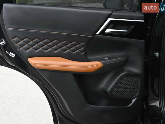 Черный Мицубиси Аутлендер, объемом двигателя 2.36 л и пробегом 20 тыс. км за 38000 $, фото 40 на Automoto.ua