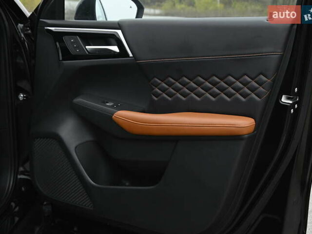 Черный Мицубиси Аутлендер, объемом двигателя 2.36 л и пробегом 20 тыс. км за 38000 $, фото 55 на Automoto.ua