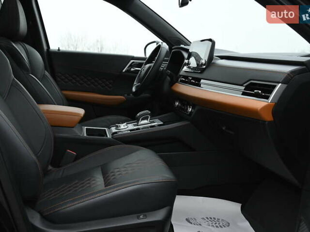 Черный Мицубиси Аутлендер, объемом двигателя 2.36 л и пробегом 20 тыс. км за 38000 $, фото 57 на Automoto.ua