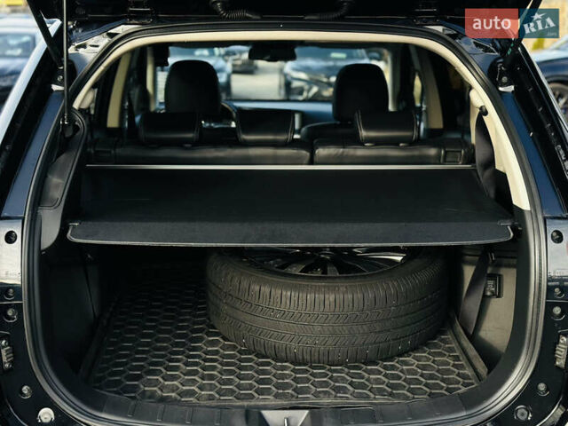 Черный Мицубиси Аутлендер, объемом двигателя 2.36 л и пробегом 64 тыс. км за 29900 $, фото 11 на Automoto.ua