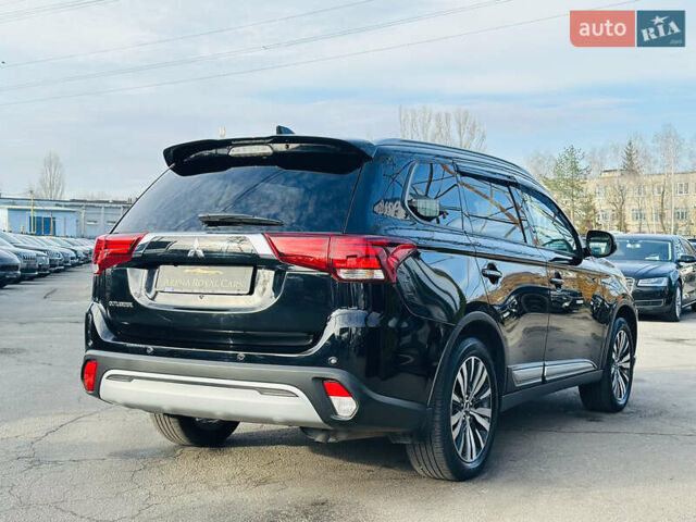 Черный Мицубиси Аутлендер, объемом двигателя 2.36 л и пробегом 64 тыс. км за 29900 $, фото 9 на Automoto.ua