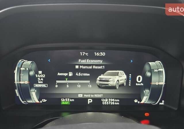 Черный Мицубиси Аутлендер, объемом двигателя 2.36 л и пробегом 37 тыс. км за 37000 $, фото 45 на Automoto.ua