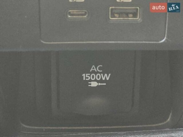 Черный Мицубиси Аутлендер, объемом двигателя 2.36 л и пробегом 37 тыс. км за 37000 $, фото 38 на Automoto.ua