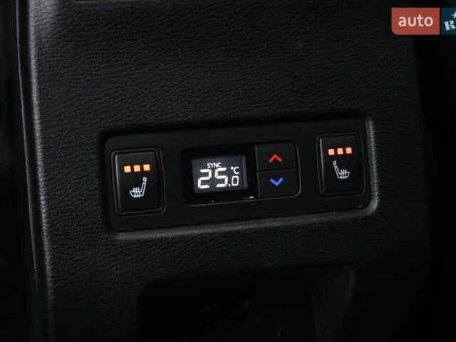 Черный Мицубиси Аутлендер, объемом двигателя 2.36 л и пробегом 20 тыс. км за 37400 $, фото 42 на Automoto.ua