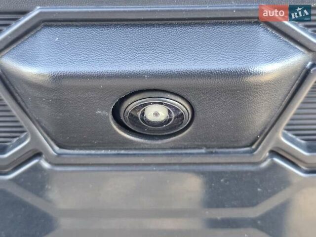 Черный Мицубиси Аутлендер, объемом двигателя 2.36 л и пробегом 37 тыс. км за 37000 $, фото 22 на Automoto.ua