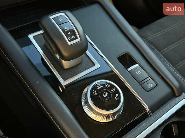 Черный Мицубиси Аутлендер, объемом двигателя 2.49 л и пробегом 6 тыс. км за 29300 $, фото 17 на Automoto.ua