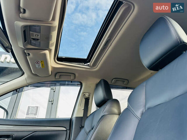 Черный Мицубиси Аутлендер, объемом двигателя 2.36 л и пробегом 64 тыс. км за 29900 $, фото 38 на Automoto.ua