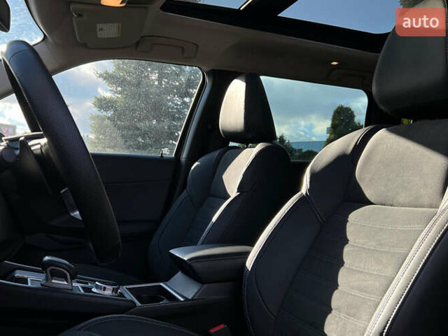 Черный Мицубиси Аутлендер, объемом двигателя 2.49 л и пробегом 6 тыс. км за 29300 $, фото 8 на Automoto.ua