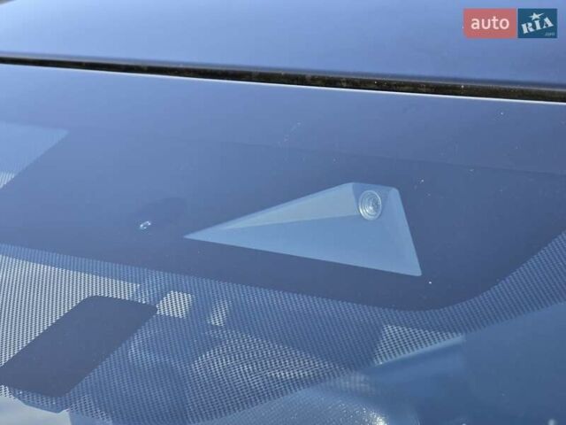 Черный Мицубиси Аутлендер, объемом двигателя 2.36 л и пробегом 37 тыс. км за 37000 $, фото 60 на Automoto.ua