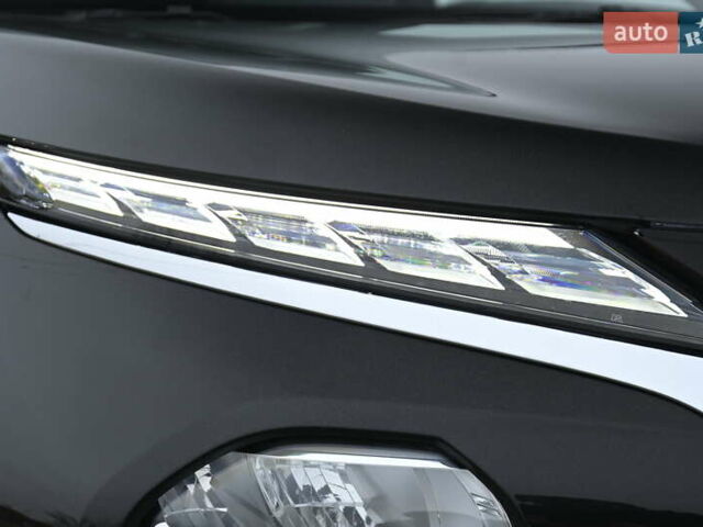 Черный Мицубиси Аутлендер, объемом двигателя 2.36 л и пробегом 20 тыс. км за 38000 $, фото 11 на Automoto.ua