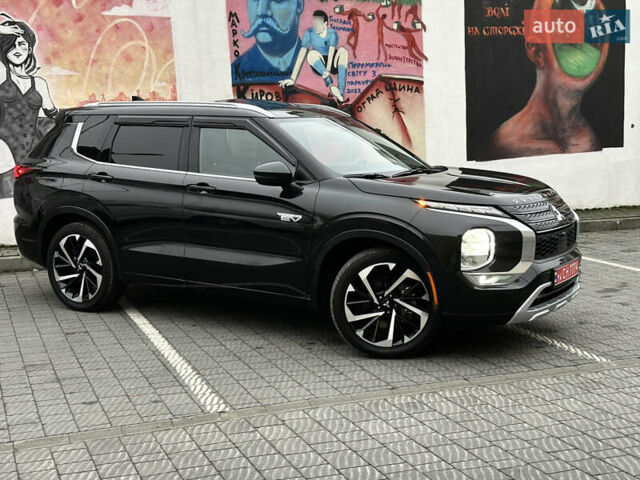 Черный Мицубиси Аутлендер, объемом двигателя 2.4 л и пробегом 56 тыс. км за 37300 $, фото 8 на Automoto.ua