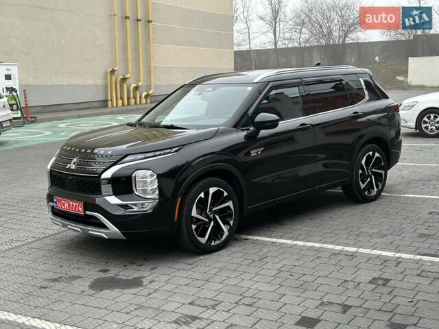 Черный Мицубиси Аутлендер, объемом двигателя 2.4 л и пробегом 56 тыс. км за 37300 $, фото 30 на Automoto.ua