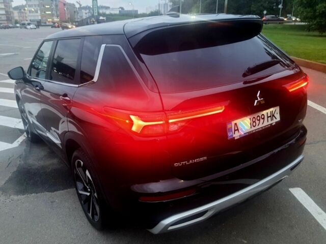 Черный Мицубиси Аутлендер, объемом двигателя 2.5 л и пробегом 5 тыс. км за 768 $, фото 9 на Automoto.ua