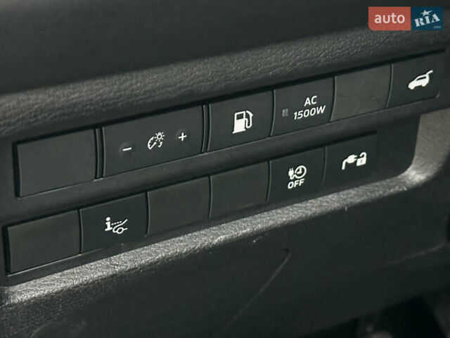 Черный Мицубиси Аутлендер, объемом двигателя 2.4 л и пробегом 56 тыс. км за 37300 $, фото 52 на Automoto.ua