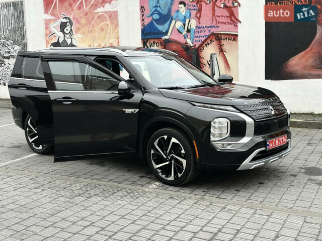 Черный Мицубиси Аутлендер, объемом двигателя 2.4 л и пробегом 56 тыс. км за 37300 $, фото 18 на Automoto.ua