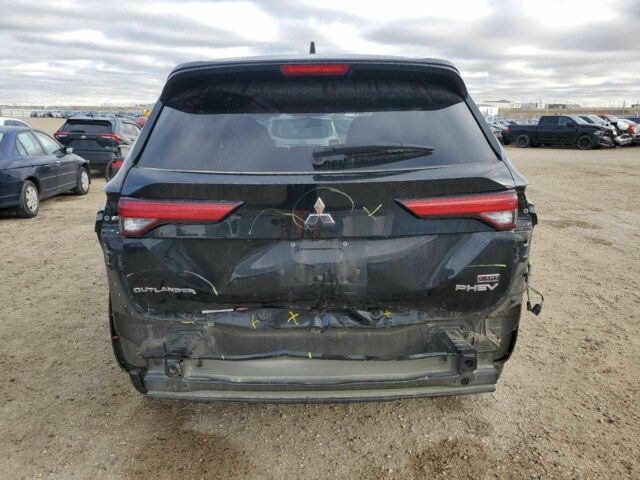 Чорний Міцубісі Аутлендер, об'ємом двигуна 2.4 л та пробігом 26 тис. км за 15000 $, фото 5 на Automoto.ua