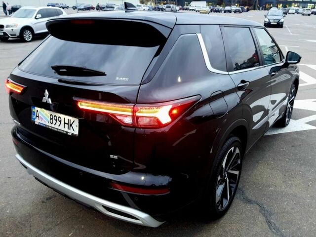 Черный Мицубиси Аутлендер, объемом двигателя 2.5 л и пробегом 5 тыс. км за 32499 $, фото 4 на Automoto.ua