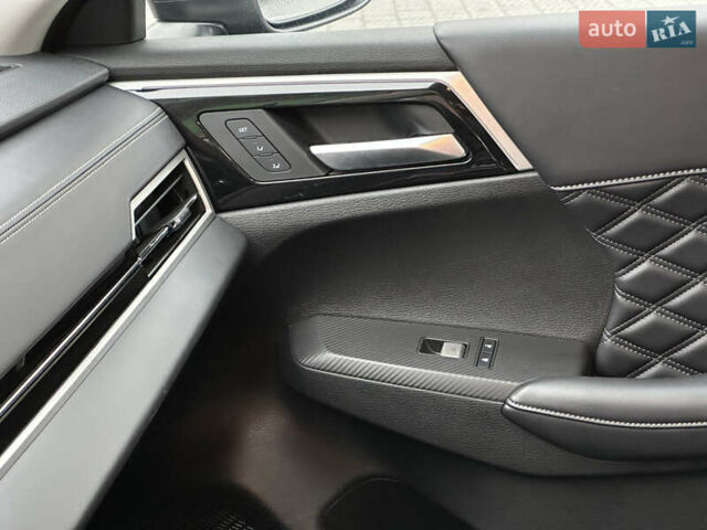 Черный Мицубиси Аутлендер, объемом двигателя 2.4 л и пробегом 56 тыс. км за 37300 $, фото 54 на Automoto.ua