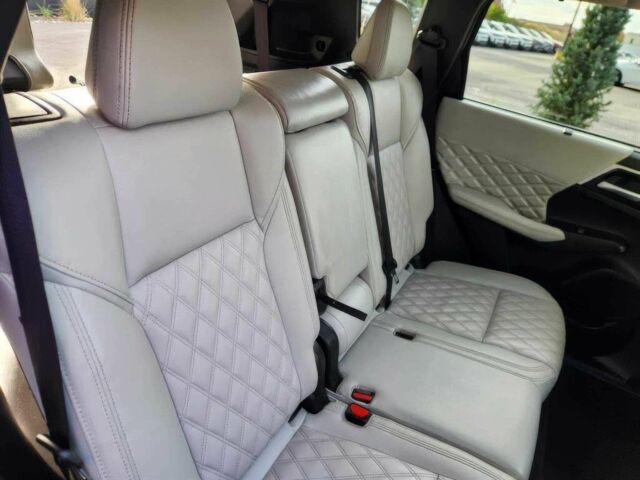 Черный Мицубиси Аутлендер, объемом двигателя 2.4 л и пробегом 26 тыс. км за 14200 $, фото 9 на Automoto.ua