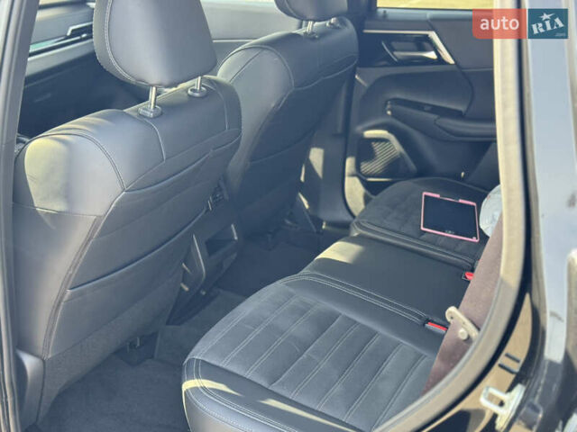 Чорний Міцубісі Аутлендер, об'ємом двигуна 2.36 л та пробігом 10 тис. км за 43500 $, фото 11 на Automoto.ua