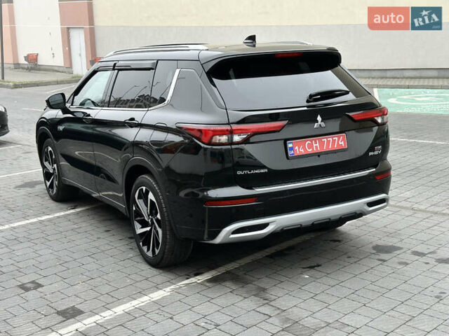 Черный Мицубиси Аутлендер, объемом двигателя 2.4 л и пробегом 56 тыс. км за 37300 $, фото 22 на Automoto.ua