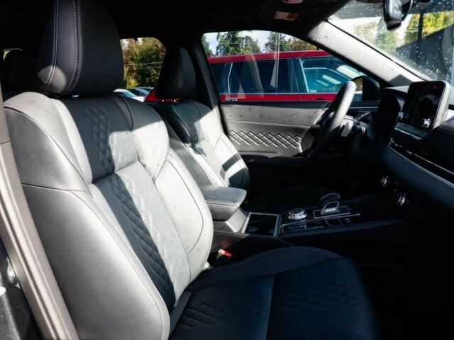 Черный Мицубиси Аутлендер, объемом двигателя 2.4 л и пробегом 6 тыс. км за 15200 $, фото 8 на Automoto.ua