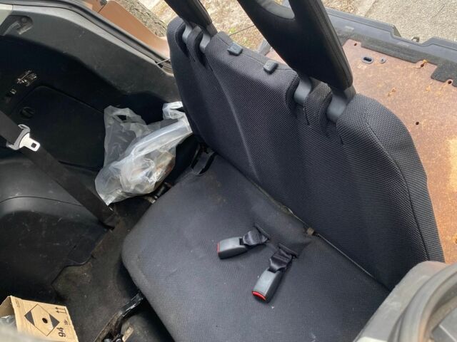 Міцубісі Аутлендер 2007 у Києві на Automoto.ua Коричневий Міцубісі Аутлендер, об'ємом двигуна 2 л та пробігом 272 тис. км за 4000 $, фото 5 на Automoto.ua