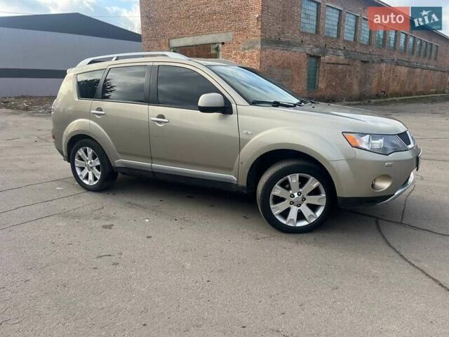 Коричневий Міцубісі Аутлендер, об'ємом двигуна 1.97 л та пробігом 290 тис. км за 8200 $, фото 4 на Automoto.ua