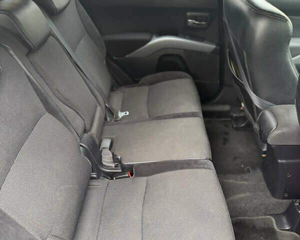 Коричневий Міцубісі Аутлендер, об'ємом двигуна 2.36 л та пробігом 200 тис. км за 9150 $, фото 17 на Automoto.ua