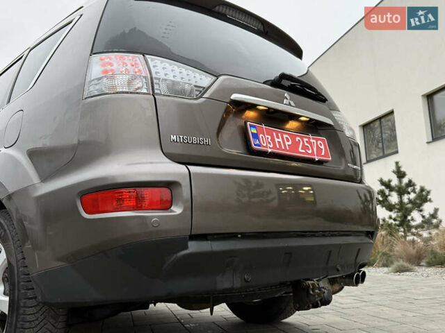 Коричневий Міцубісі Аутлендер, об'ємом двигуна 2.2 л та пробігом 235 тис. км за 10600 $, фото 8 на Automoto.ua