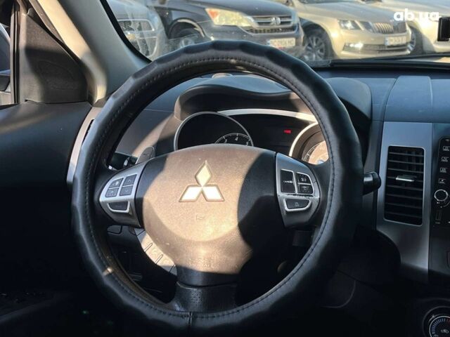 Мицубиси Аутлендер 2010 в Львове на Automoto.ua Коричневый Мицубиси Аутлендер, объемом двигателя 2.4 л и пробегом 303 тыс. км за 8990 $, фото 16 на Automoto.ua
