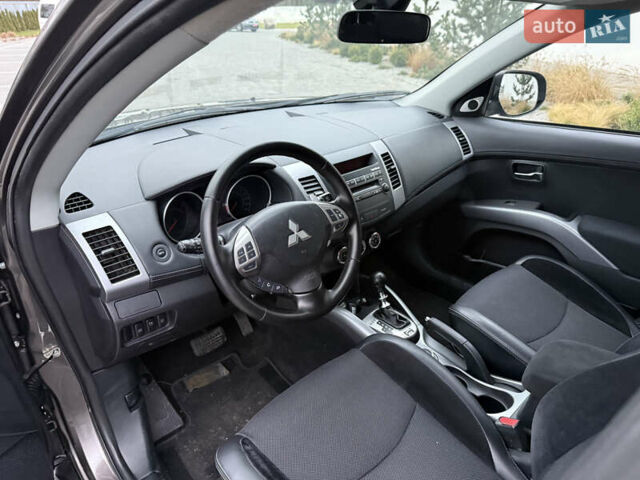 Коричневий Міцубісі Аутлендер, об'ємом двигуна 2.2 л та пробігом 235 тис. км за 10600 $, фото 40 на Automoto.ua