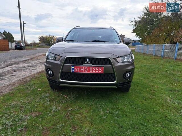 Міцубісі Аутлендер 2010 у Харкові на Automoto.ua Коричневий Міцубісі Аутлендер, об'ємом двигуна 2 л та пробігом 207 тис. км за 10950 $, фото 3 на Automoto.ua