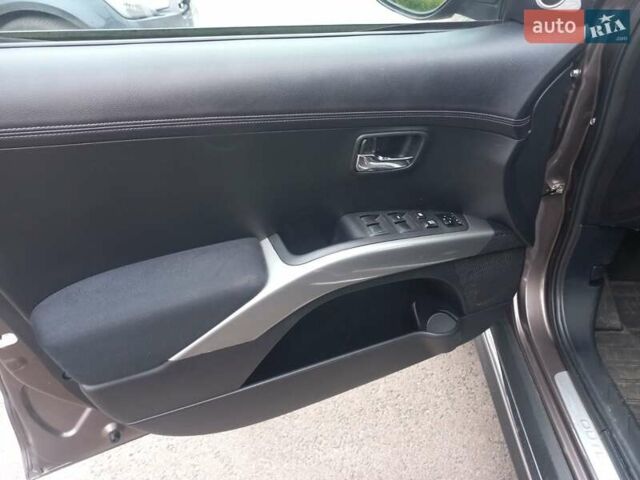 Коричневий Міцубісі Аутлендер, об'ємом двигуна 2.2 л та пробігом 240 тис. км за 10900 $, фото 21 на Automoto.ua