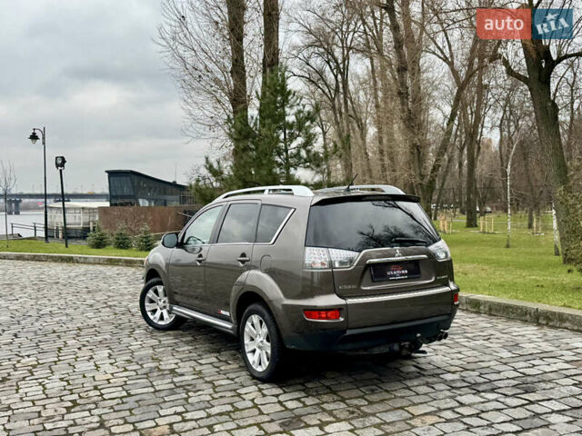 Коричневый Мицубиси Аутлендер, объемом двигателя 2.18 л и пробегом 208 тыс. км за 10555 $, фото 51 на Automoto.ua