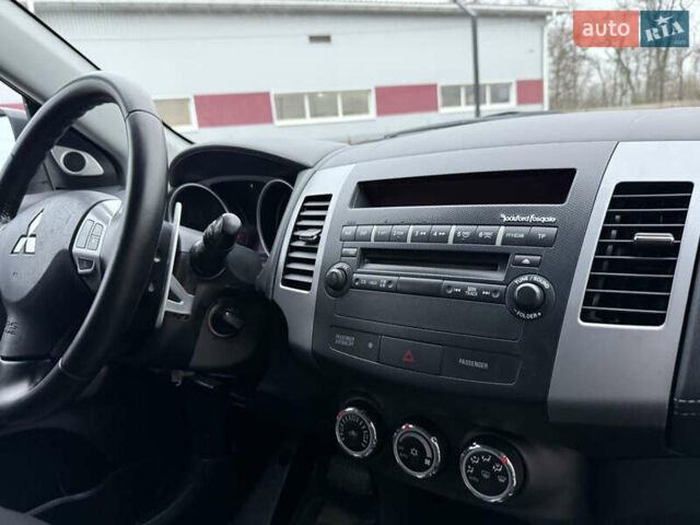 Коричневий Міцубісі Аутлендер, об'ємом двигуна 2.2 л та пробігом 235 тис. км за 10600 $, фото 37 на Automoto.ua