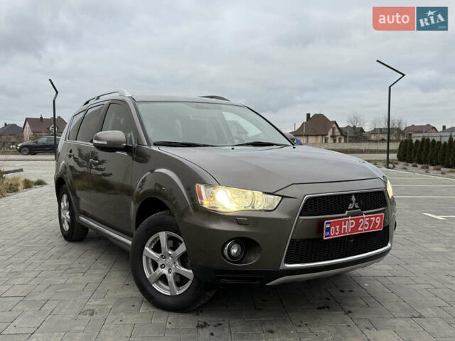 Коричневий Міцубісі Аутлендер, об'ємом двигуна 2.2 л та пробігом 235 тис. км за 10600 $, фото 18 на Automoto.ua