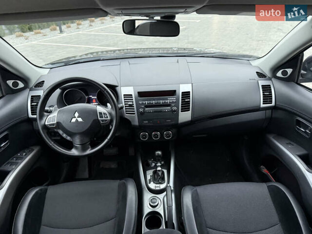 Коричневий Міцубісі Аутлендер, об'ємом двигуна 2.2 л та пробігом 235 тис. км за 10600 $, фото 32 на Automoto.ua