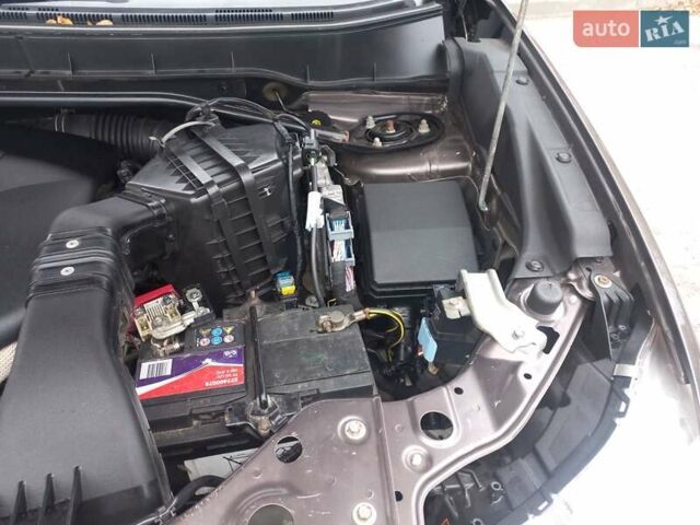 Коричневий Міцубісі Аутлендер, об'ємом двигуна 2.2 л та пробігом 240 тис. км за 10900 $, фото 22 на Automoto.ua