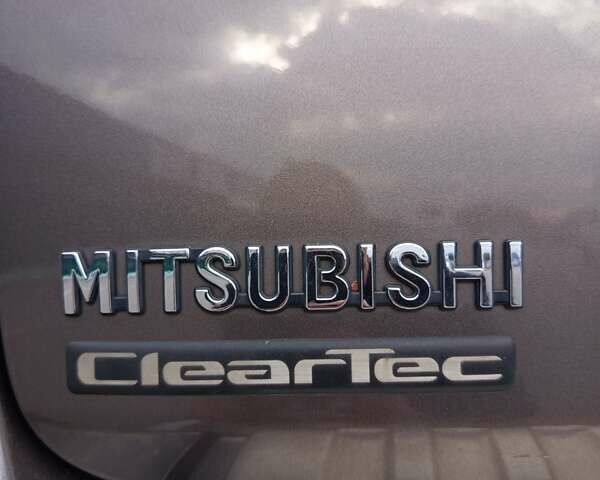 Коричневый Мицубиси Аутлендер, объемом двигателя 2.2 л и пробегом 155 тыс. км за 11350 $, фото 81 на Automoto.ua