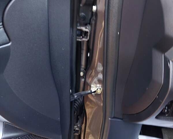 Коричневый Мицубиси Аутлендер, объемом двигателя 2.2 л и пробегом 155 тыс. км за 11350 $, фото 70 на Automoto.ua