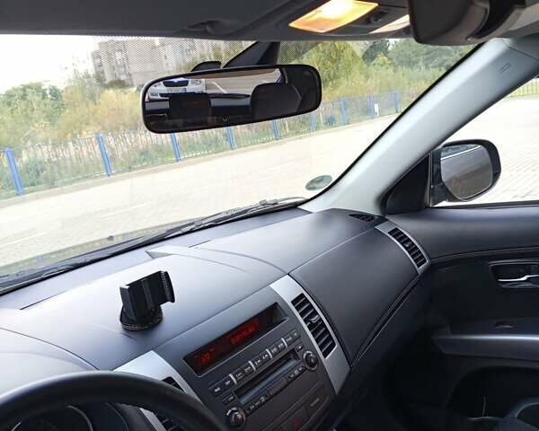 Коричневий Міцубісі Аутлендер, об'ємом двигуна 2.2 л та пробігом 155 тис. км за 11650 $, фото 60 на Automoto.ua