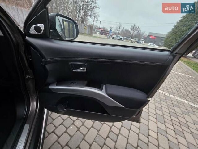 Коричневий Міцубісі Аутлендер, об'ємом двигуна 2.2 л та пробігом 192 тис. км за 11450 $, фото 42 на Automoto.ua