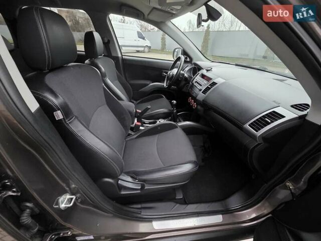 Коричневий Міцубісі Аутлендер, об'ємом двигуна 2.2 л та пробігом 192 тис. км за 11450 $, фото 41 на Automoto.ua