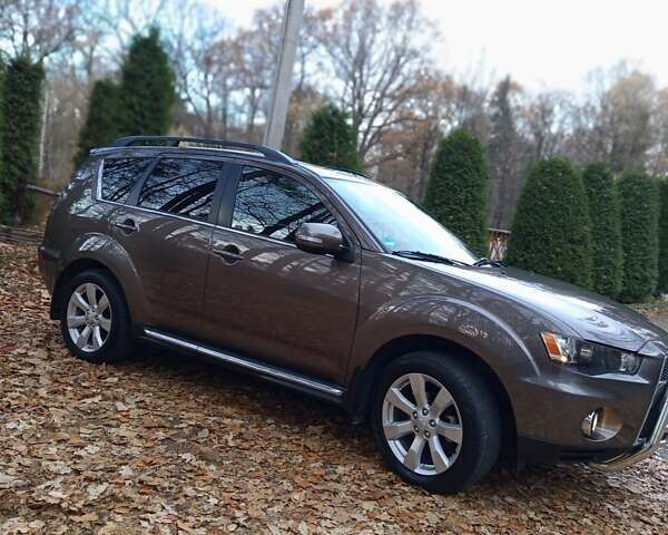 Коричневый Мицубиси Аутлендер, объемом двигателя 2.2 л и пробегом 155 тыс. км за 11350 $, фото 27 на Automoto.ua